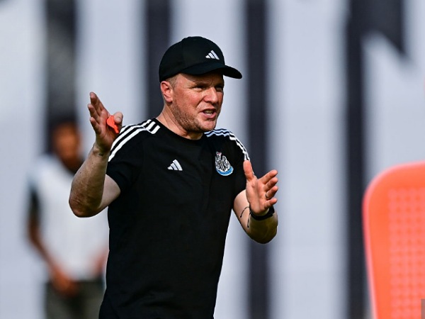 Newcastle United Krisis Gelandang, Eddie Howe Ubah Rencana Transfer
